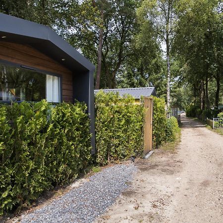 Veluwe Hoenderloo Luxury Chalet With Private Sauna And Hot Tub - Swimming Pool Tennis Court Supermarket Bowling Alley Theatre And Entertainment For Children Exterior foto