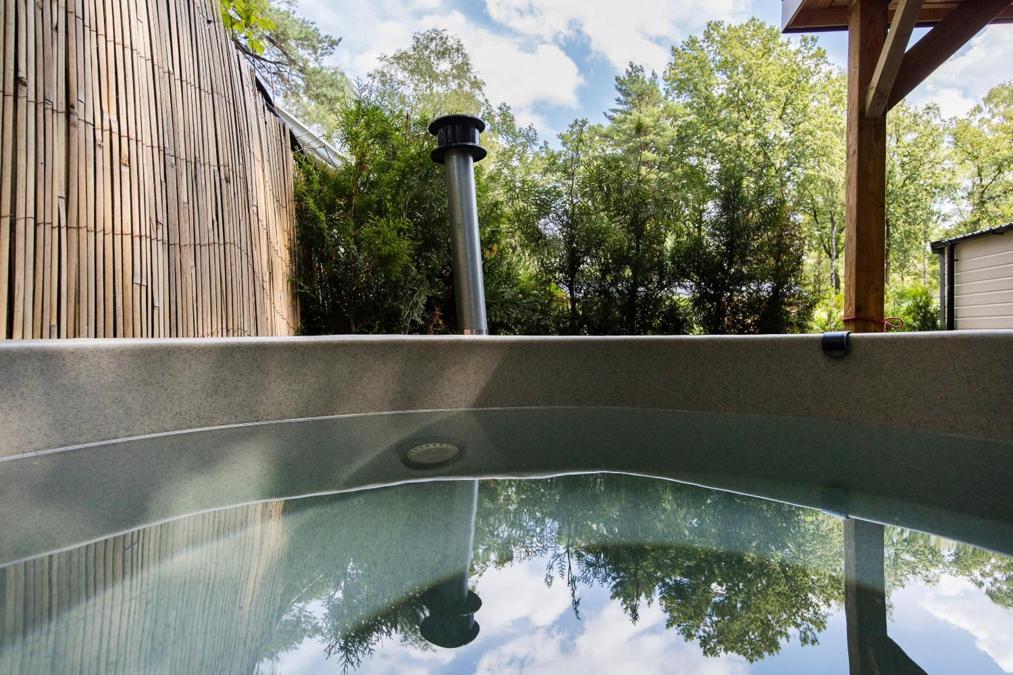 Veluwe Hoenderloo Luxury Chalet With Private Sauna And Hot Tub - Swimming Pool Tennis Court Supermarket Bowling Alley Theatre And Entertainment For Children Exterior foto